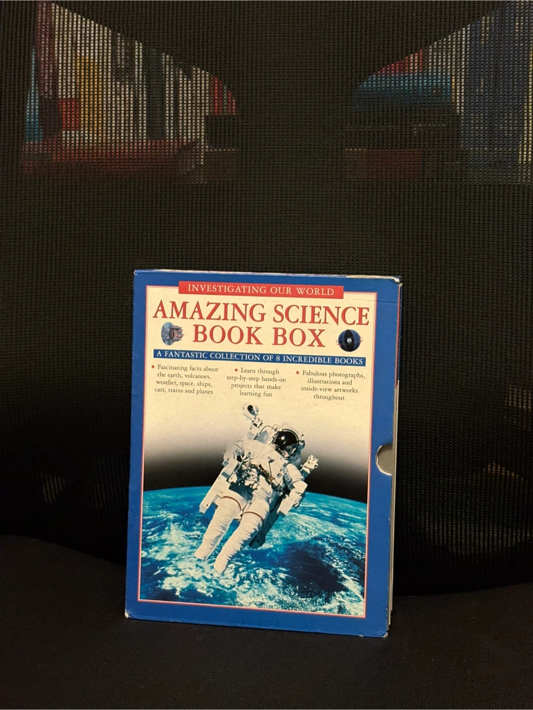Amazing Science Book Box – 8 Kids Science Books - photo 4
