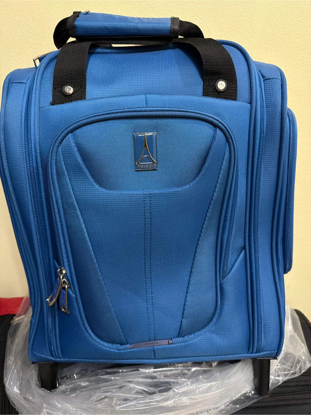 Travelpro Luggage Maxlite , 15-Inch