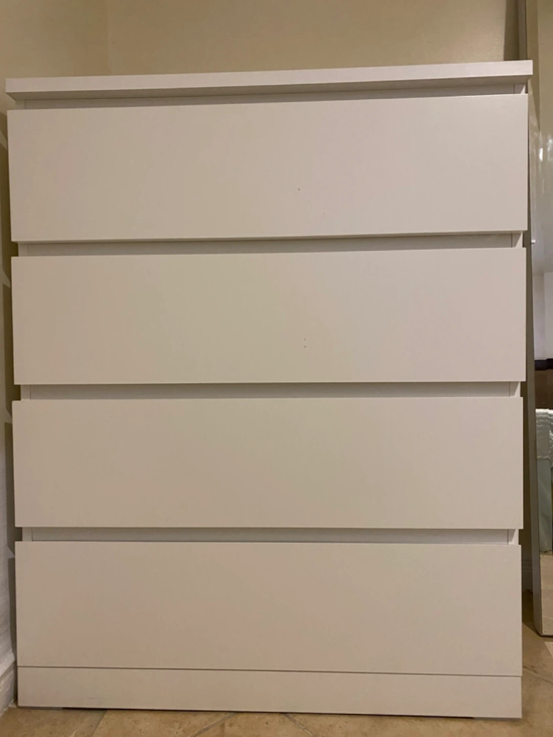 White 4-Drawer Dresser