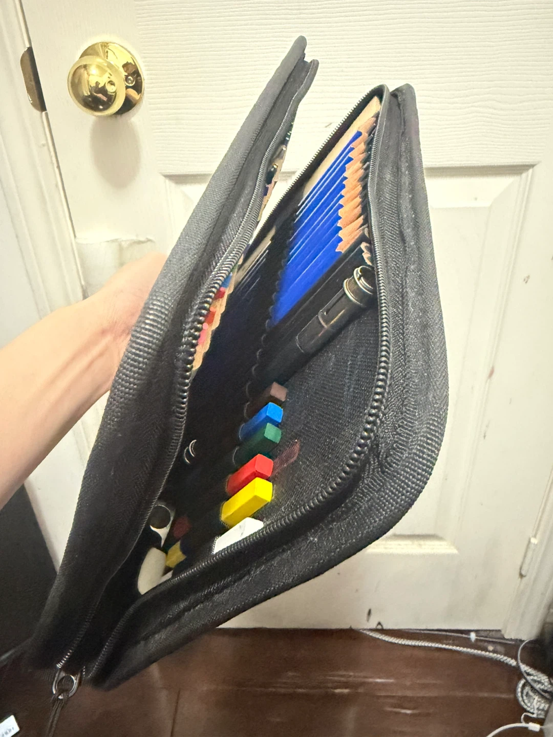 Art Supplies Set - photo 2