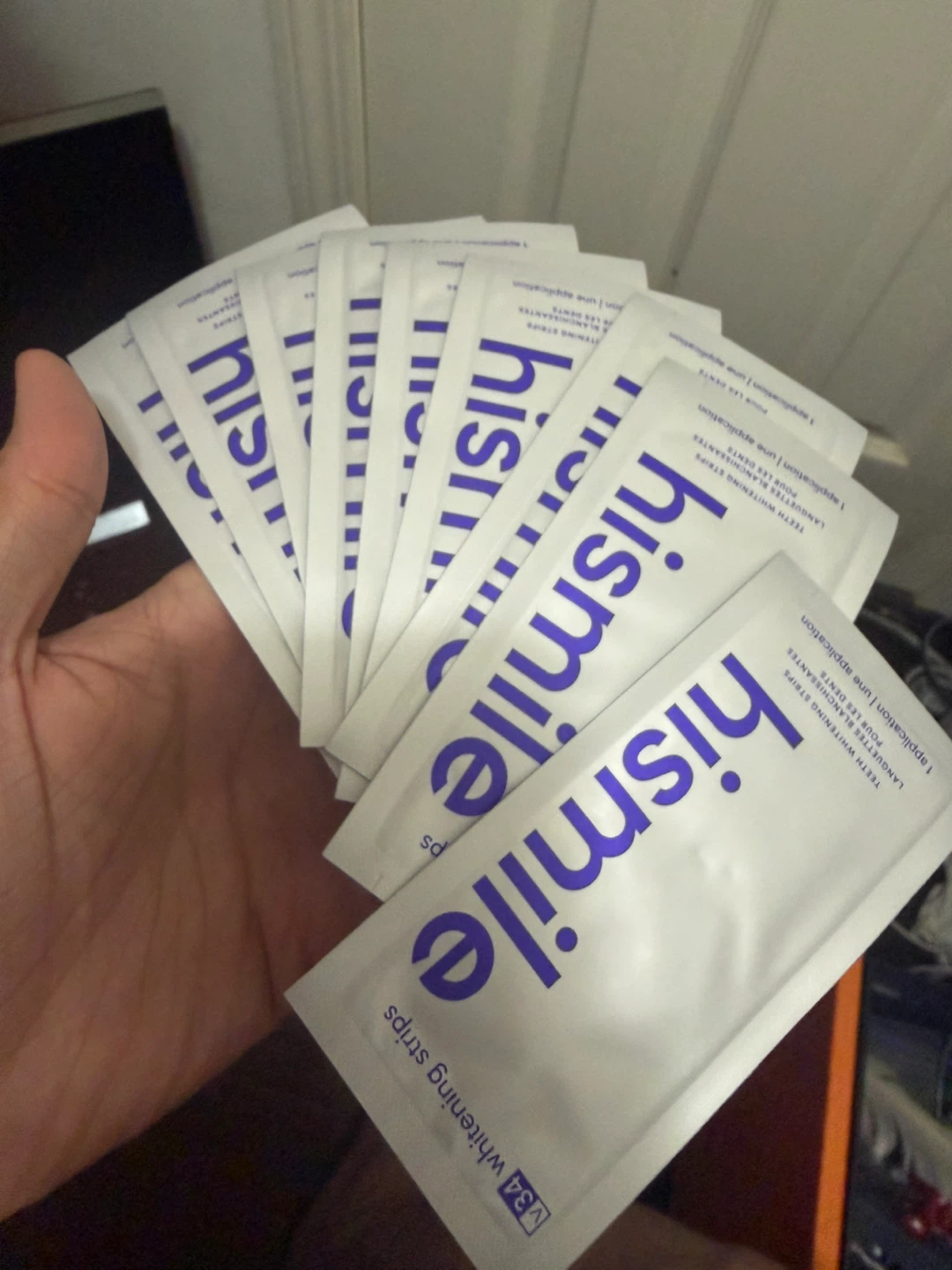 HiSmile V34 Whitening Strips - photo 2