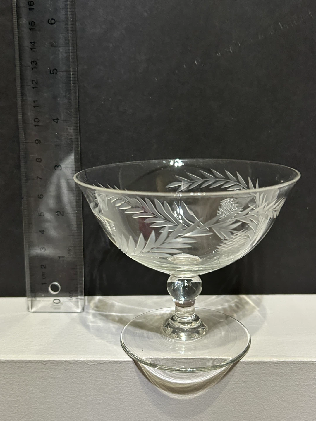 Clear Glass Dessert Bowl with Leaf Design