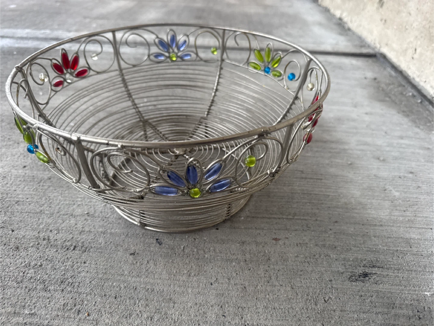 Decorative Wire Fruit Bowl - photo 2