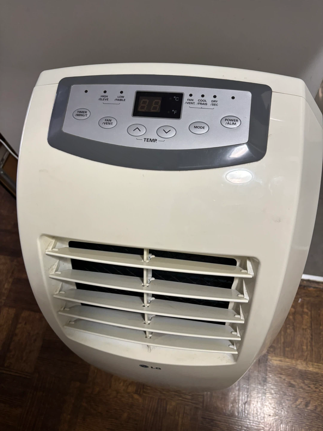 LG Portable Air Conditioner LP1014WNR - photo 2