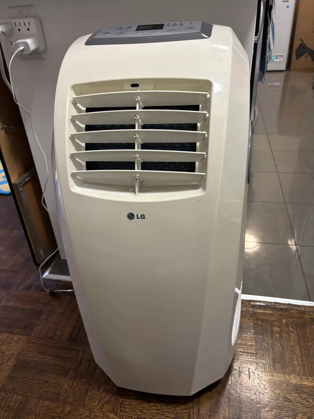 LG Portable Air Conditioner LP1014WNR