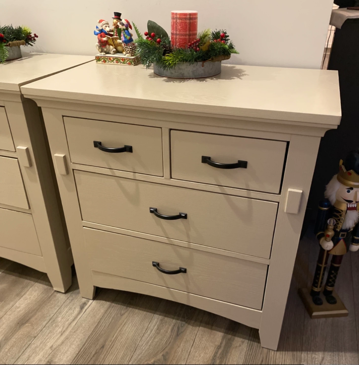 Hardwood King Nightstands Pair Taupe & Black - photo 3
