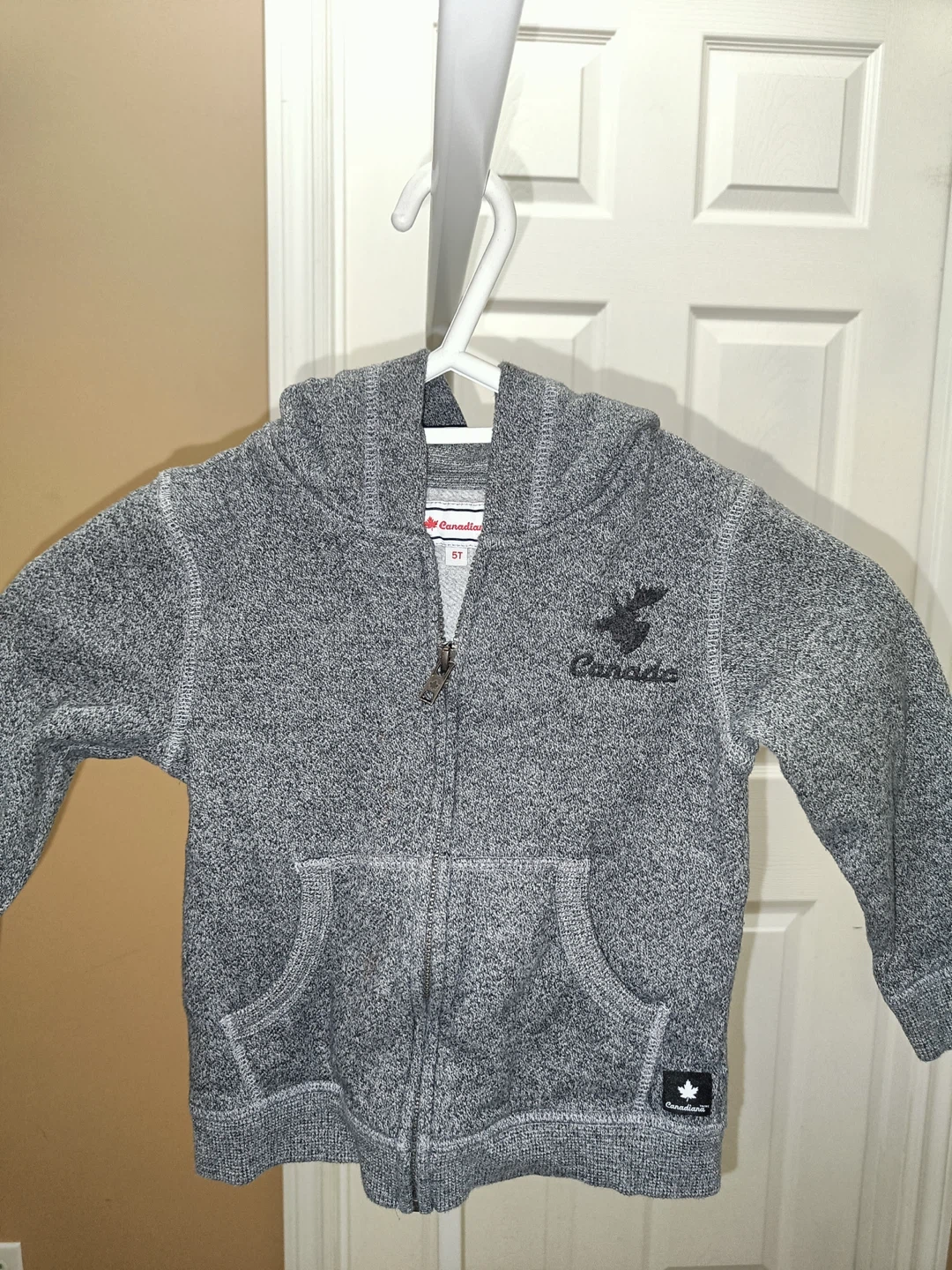 Canadian 5T Grey Zip-Up Hoodie - photo 2