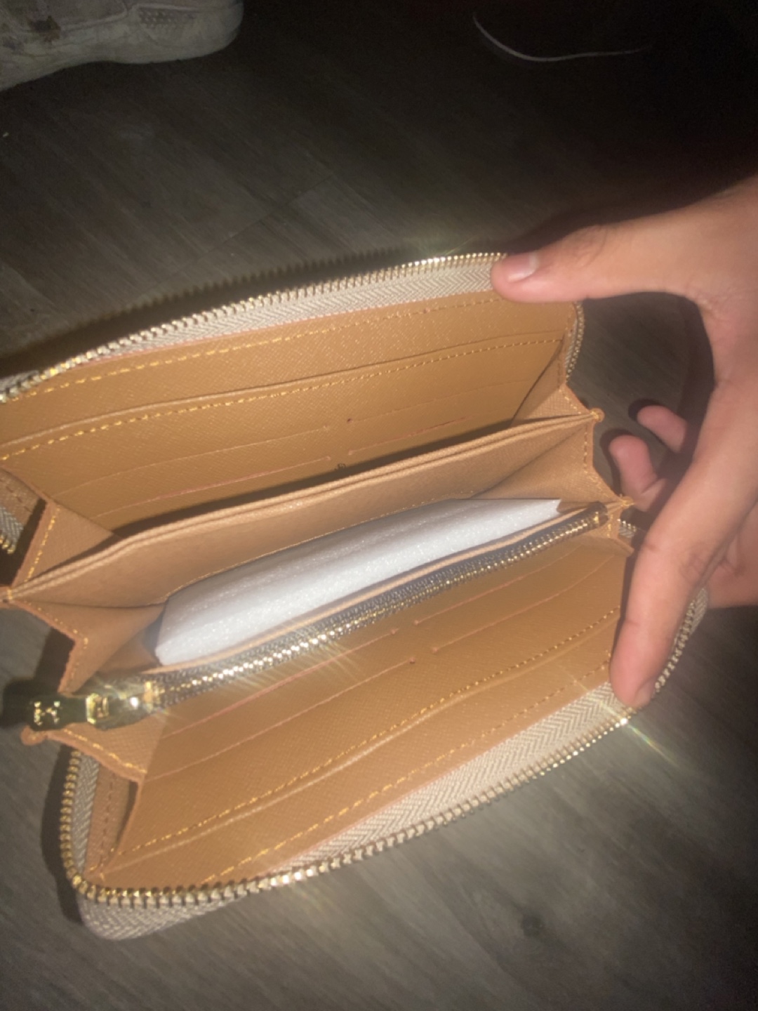Louis Vuitton Wallet - photo 3