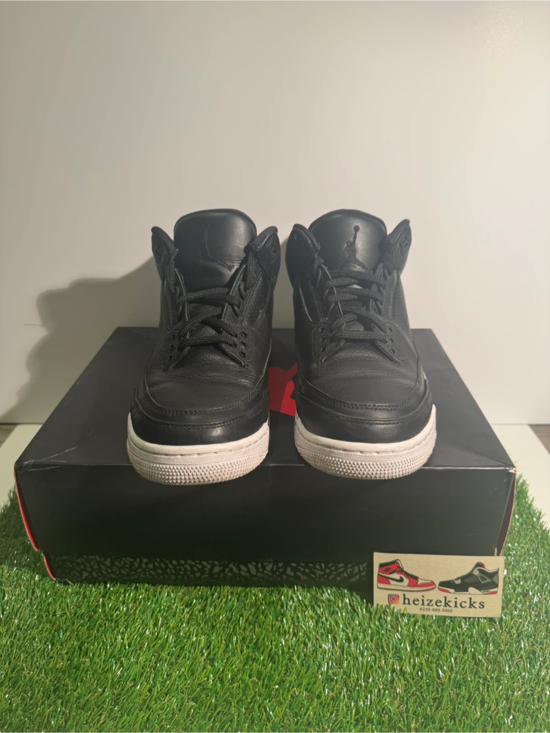 Jordan 3 Cyber Monday size 8.5 - photo 3