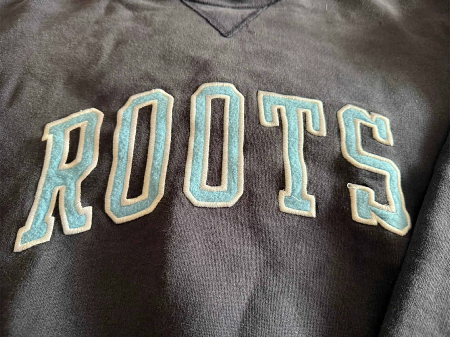 Roots Athletics Sweatshirt - Size M - photo 3