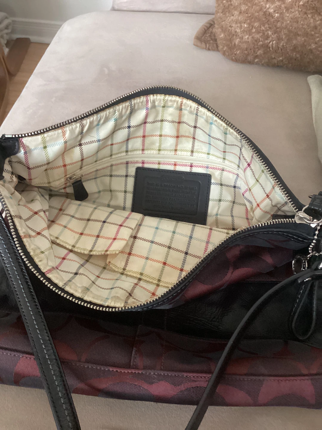Authentic Coach Signature Hobo Bag - photo 3