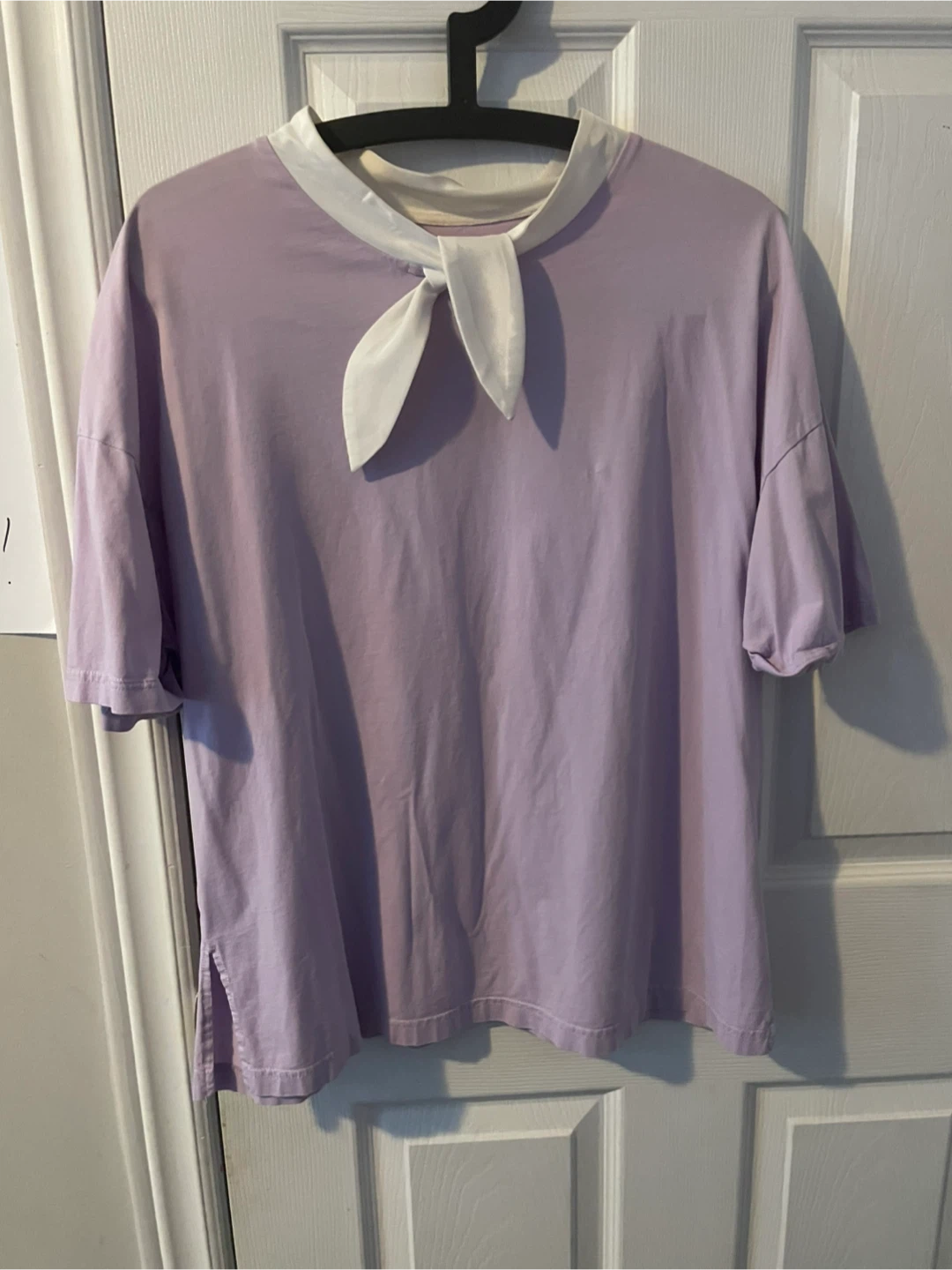Lilac T-shirt with White Collar - photo 2