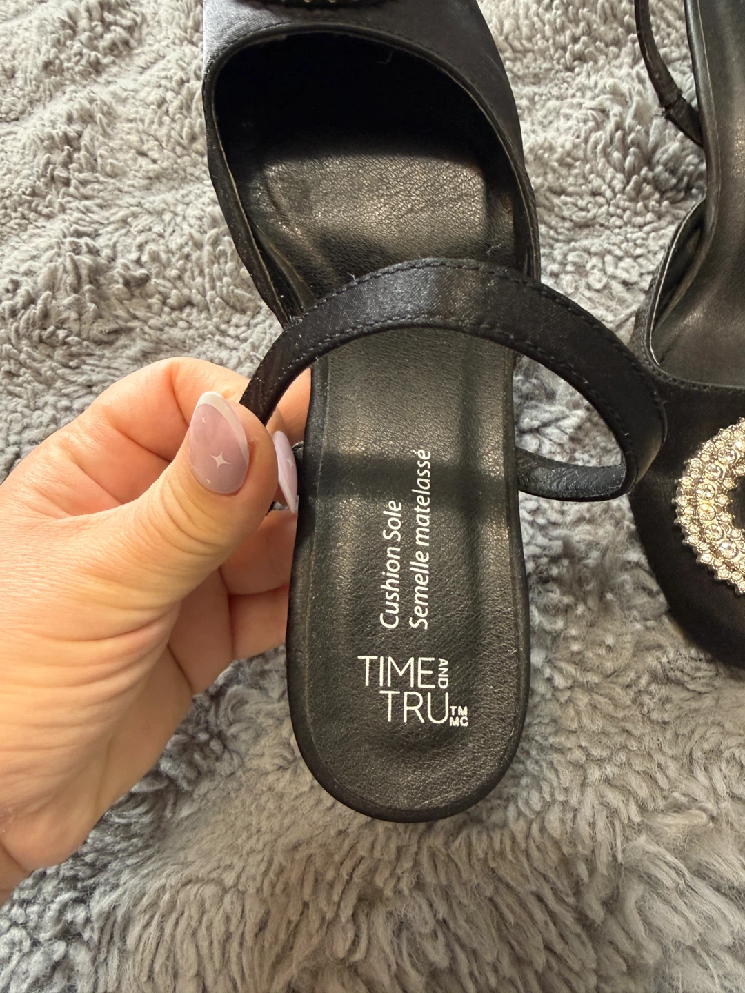 Time and Tru Black Slingback Heels - Size 7 - photo 3