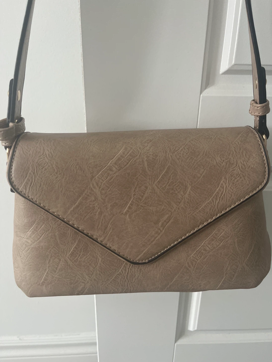 Beige Envelope Style Crossbody Bag - photo 2