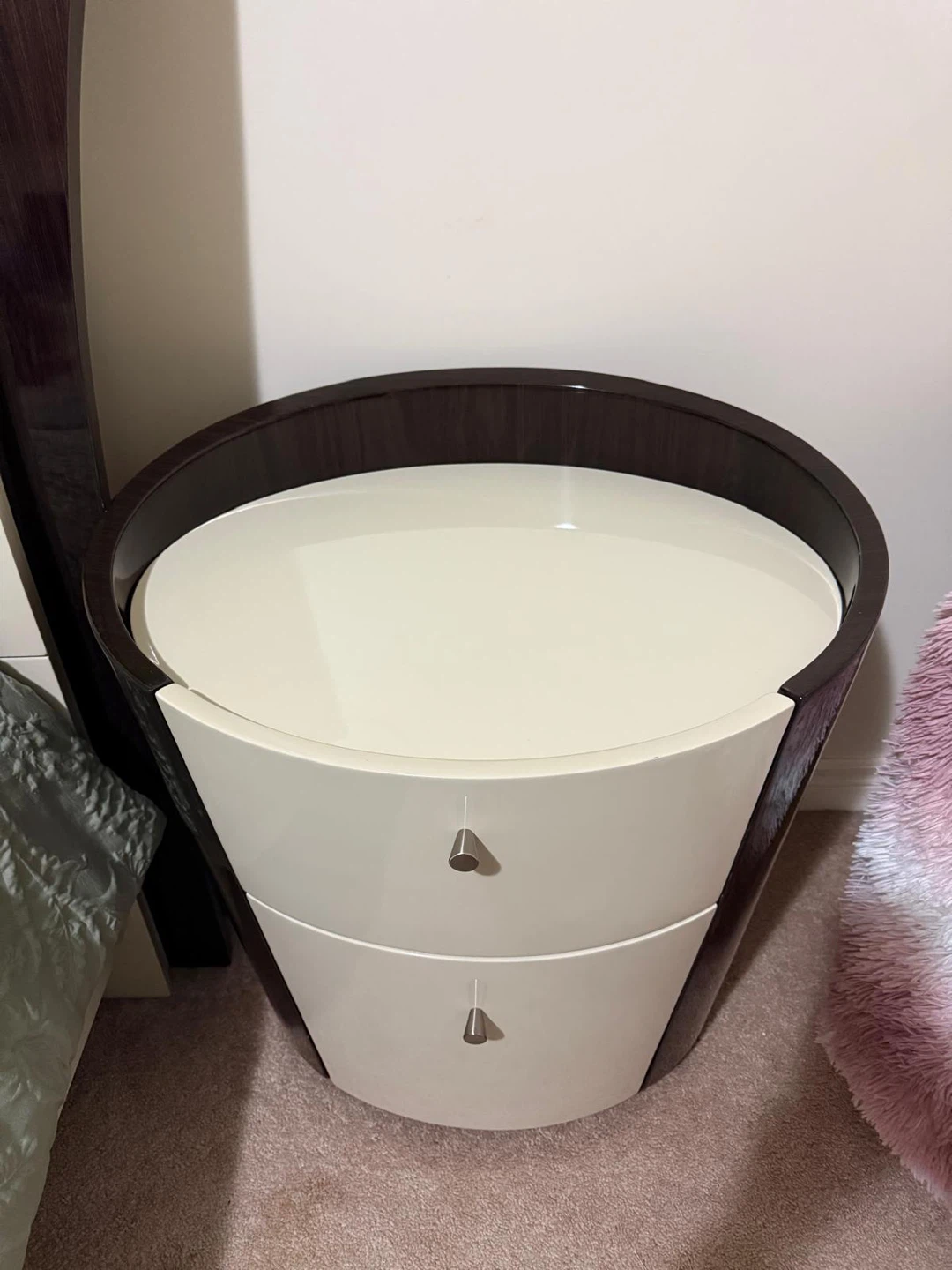 Queen Bedroom Set - photo 5