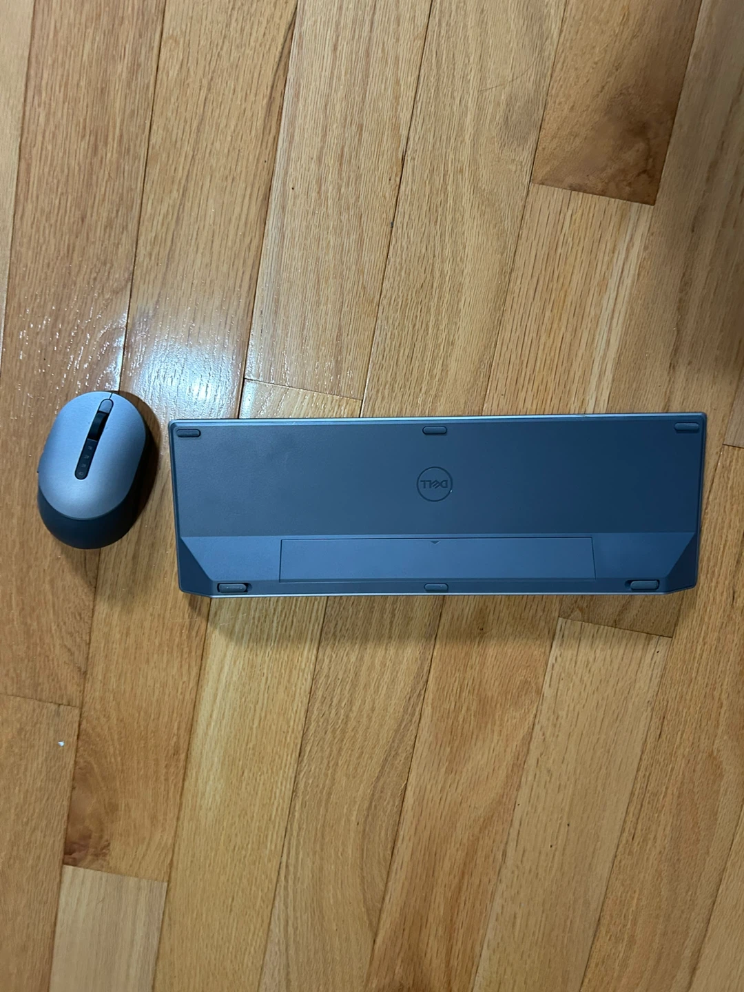 Dell Wireless Keyboard and Mouse - Silver - photo 3