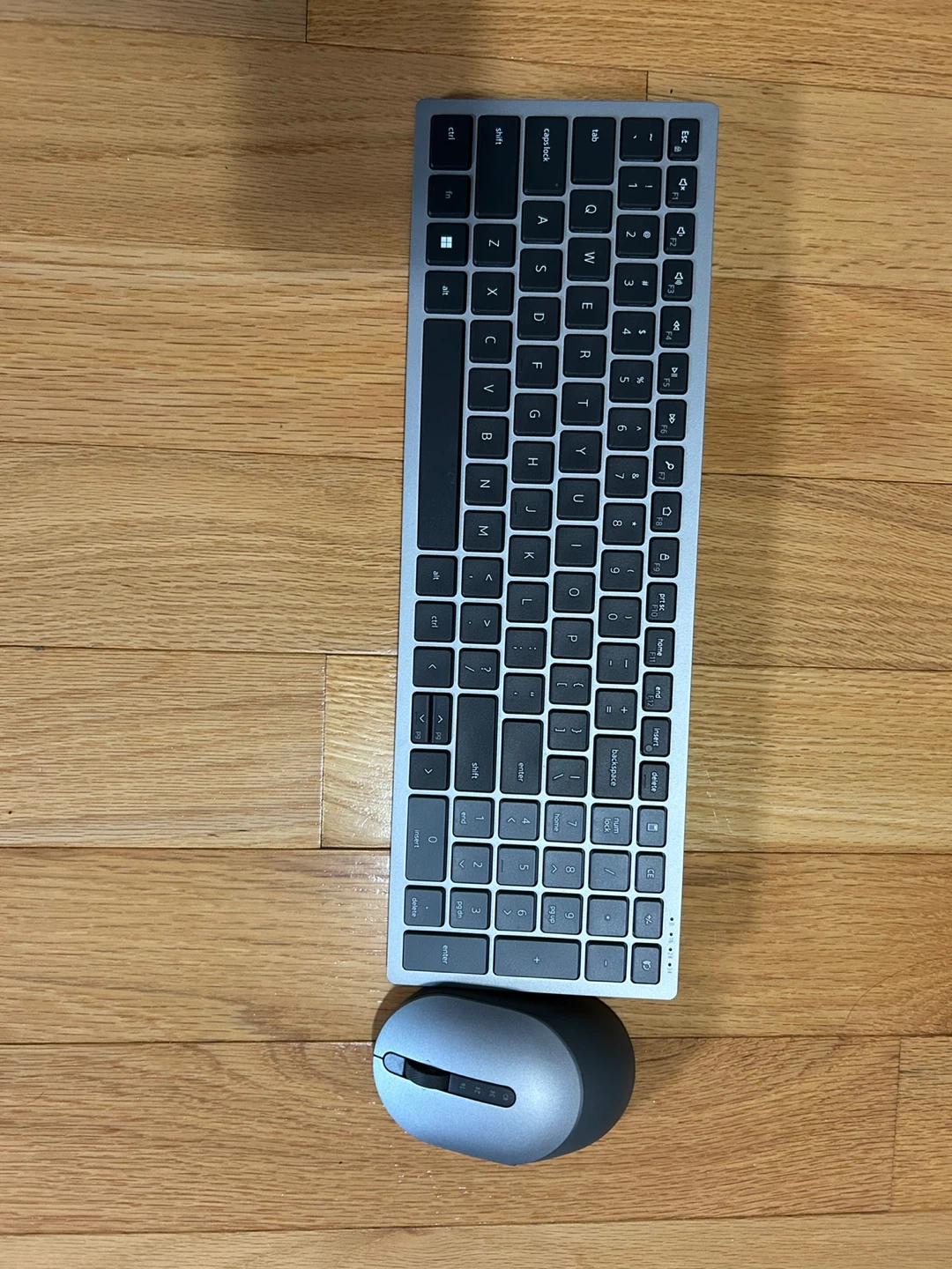 Dell Wireless Keyboard and Mouse - Silver - photo 2