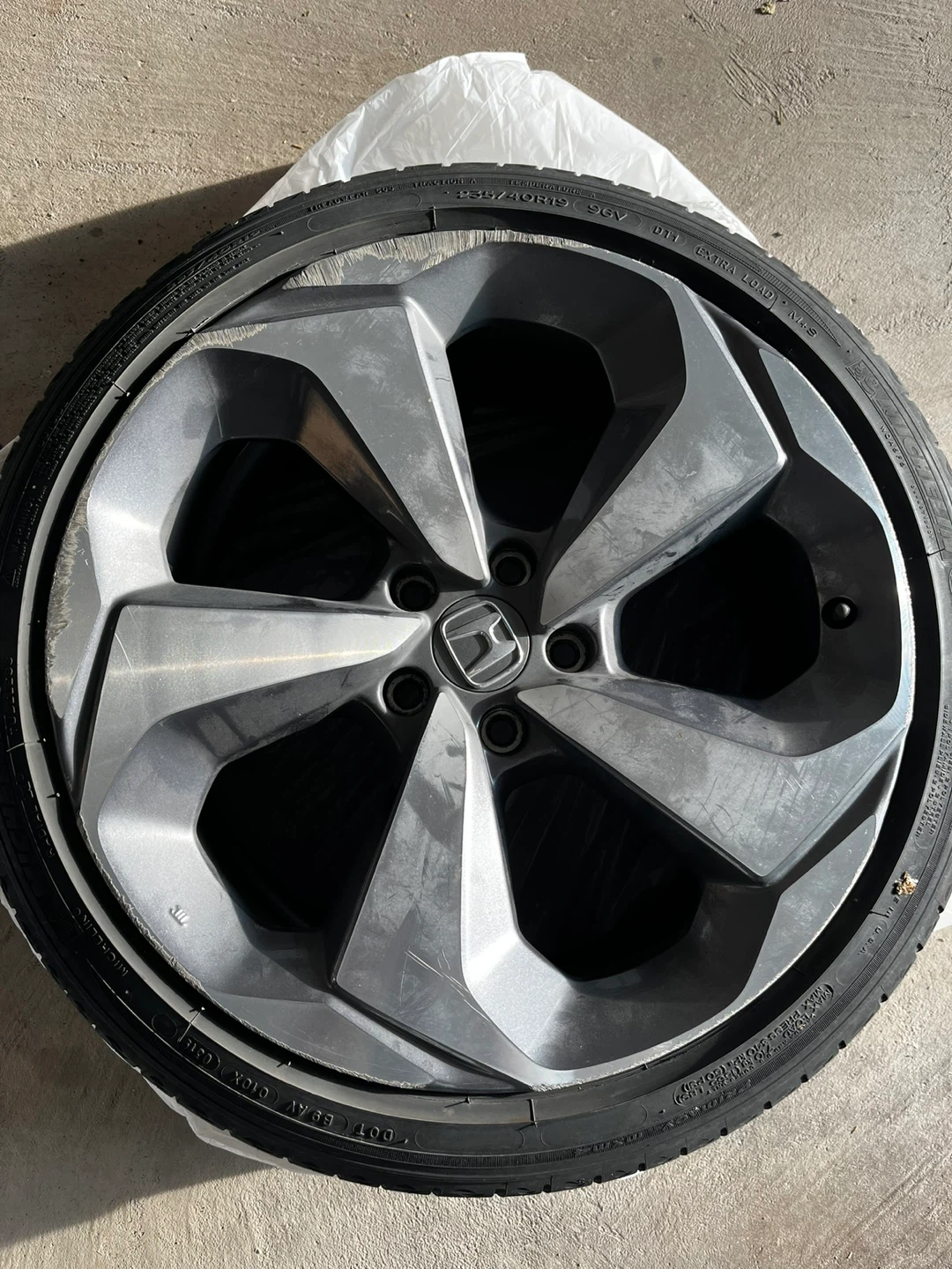 Honda Alloy Wheel 235/40R19 - photo 5