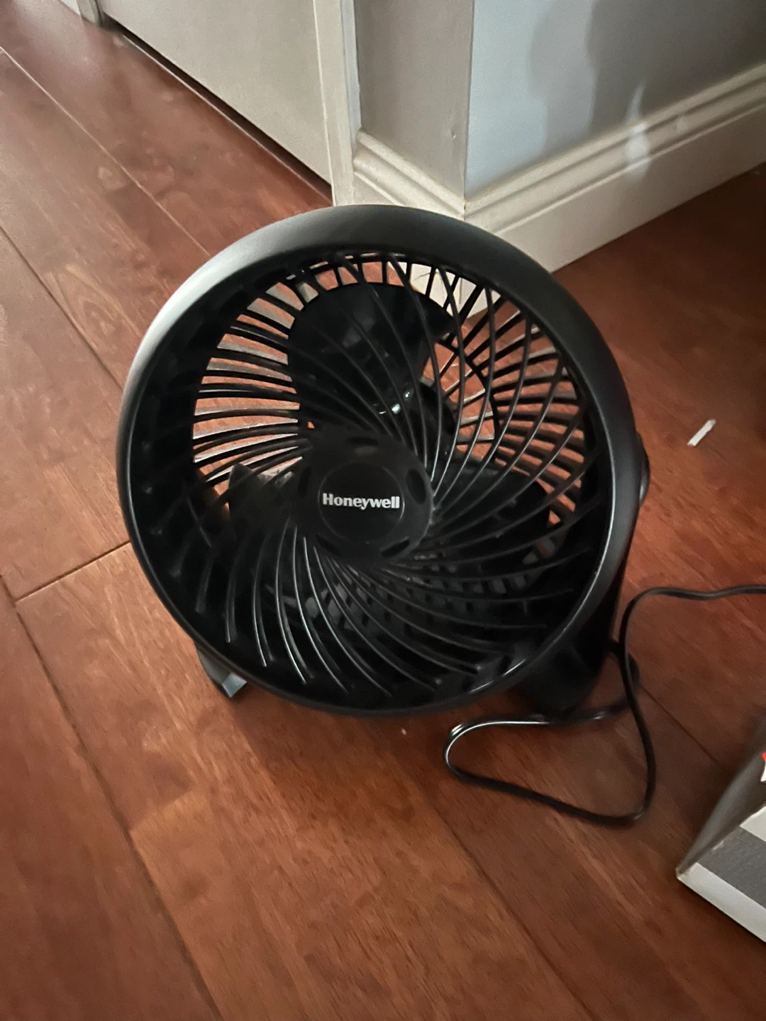 Honeywell Black Table Fan