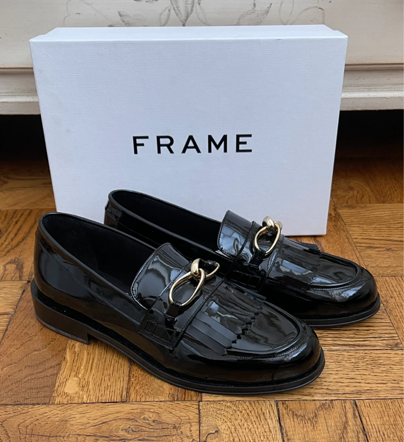 NEW FRAME Le Ayana Frill Loafer - Black Patent Size 39