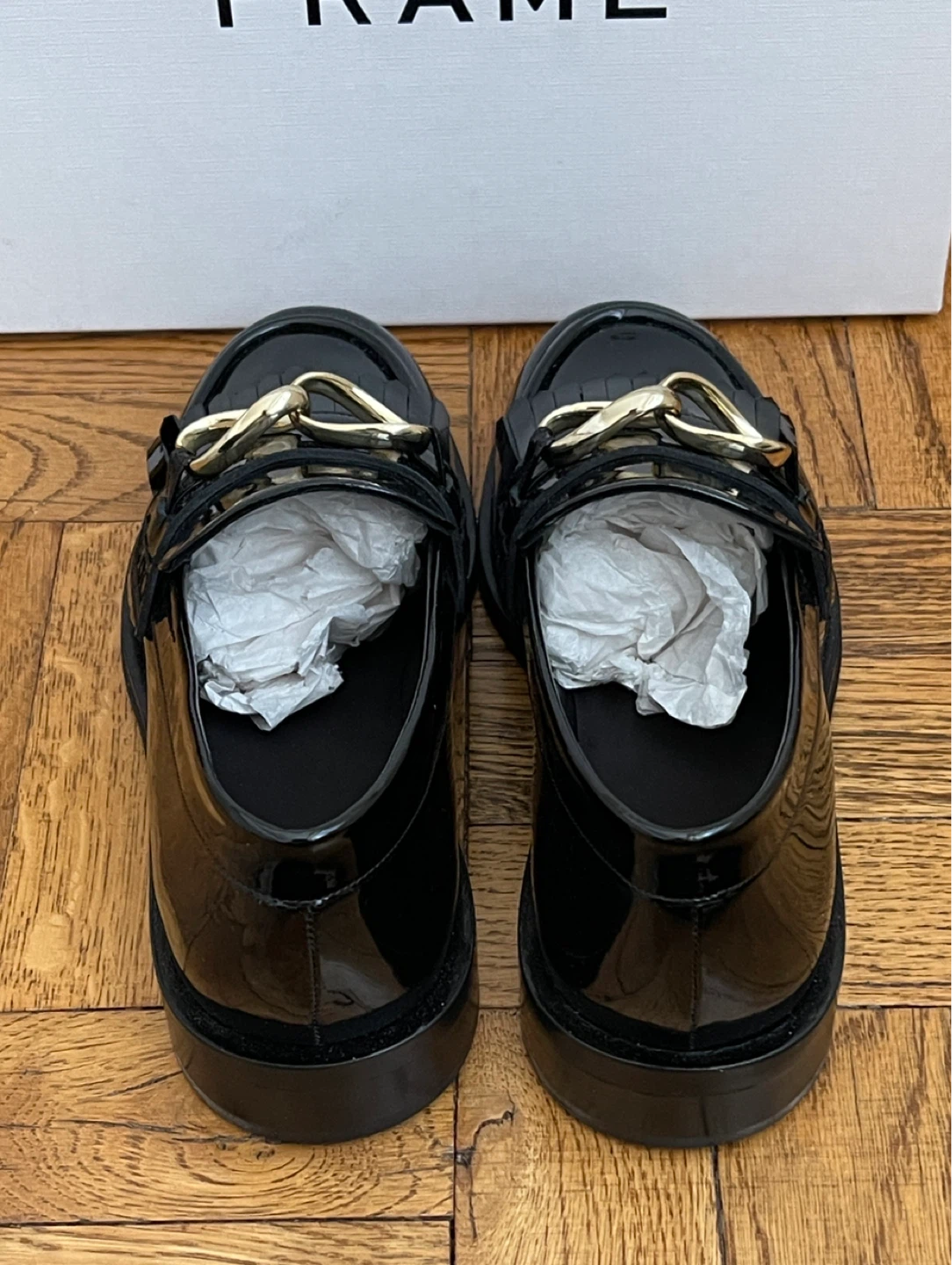 NEW FRAME Le Ayana Frill Loafer - Black Patent Size 39 - photo 5