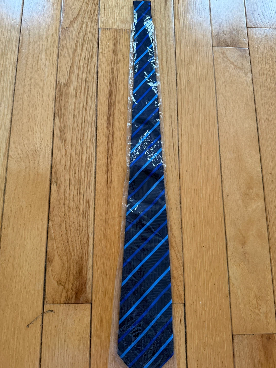 100% Men’s Silk Tie