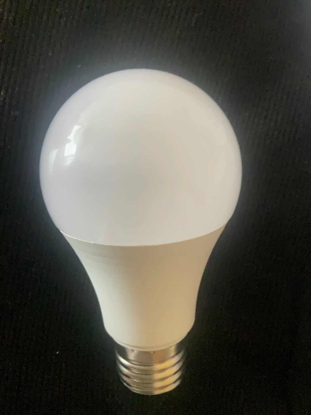 Smart LED Bulb - RGB+CCT, 16 Million Colors - photo 3