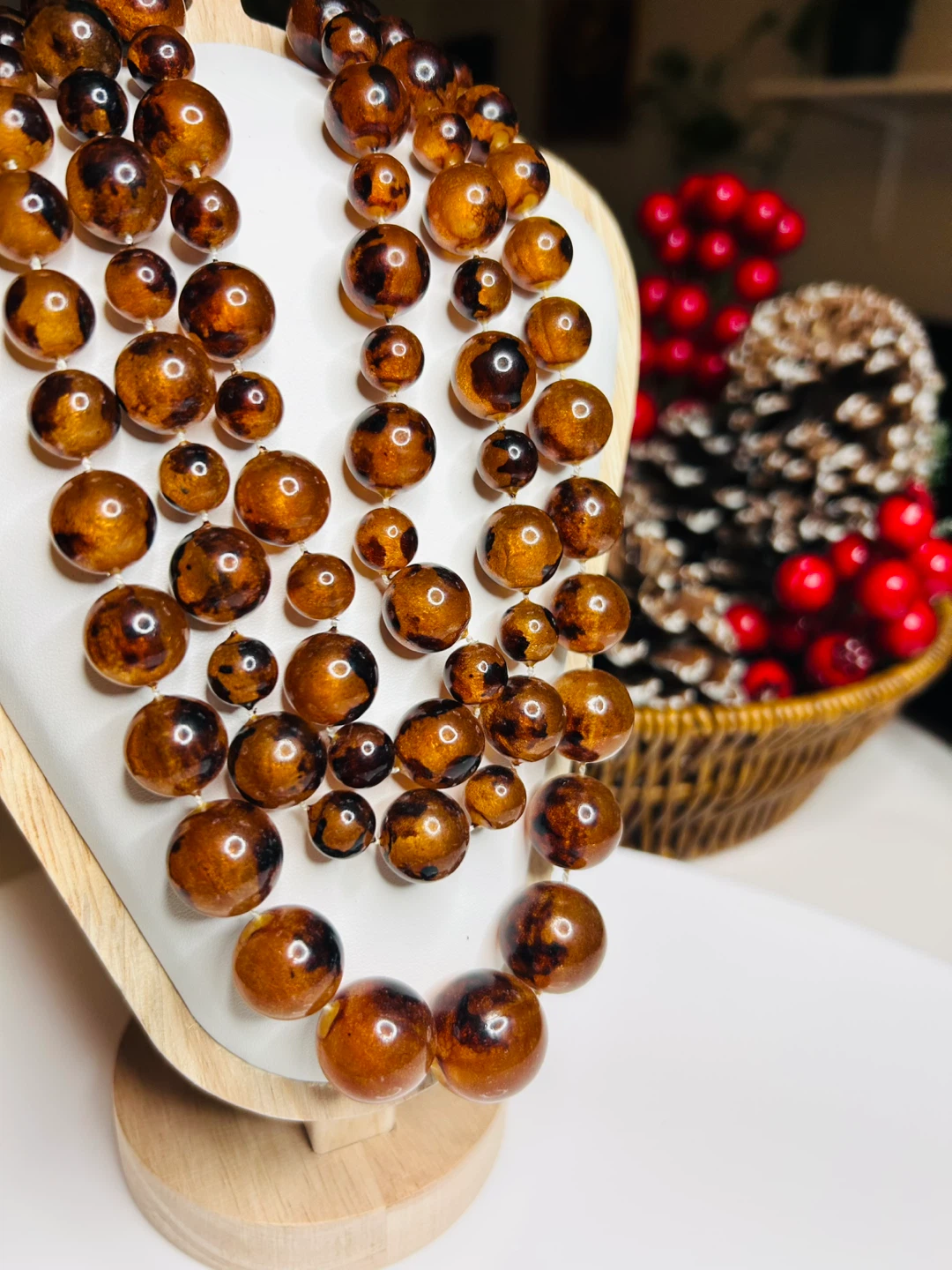 Vintage Brown Beaded Necklace