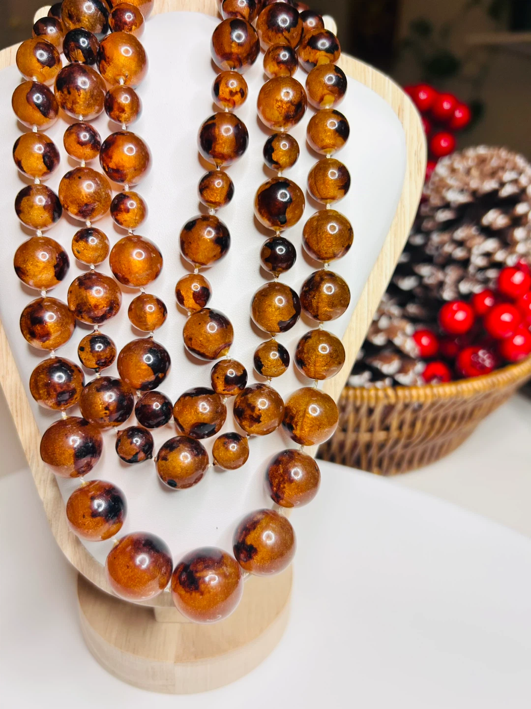 Vintage Brown Beaded Necklace - photo 2
