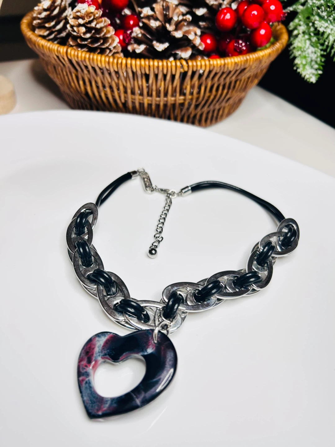 Chunky Silver & Black Heart Pendant Necklace - photo 4