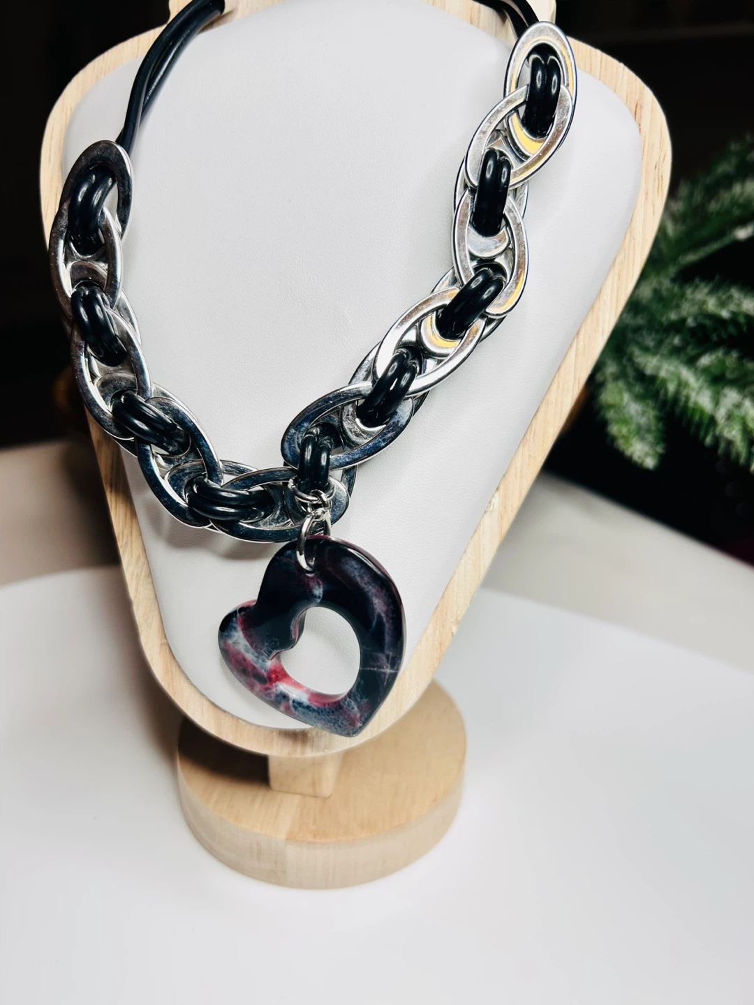 Chunky Silver & Black Heart Pendant Necklace - photo 3