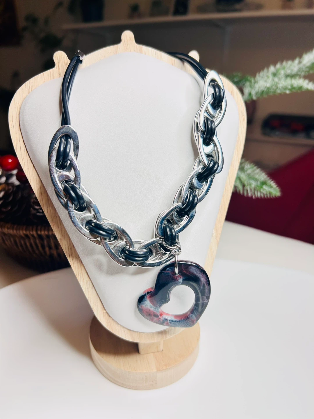 Chunky Silver & Black Heart Pendant Necklace - photo 2