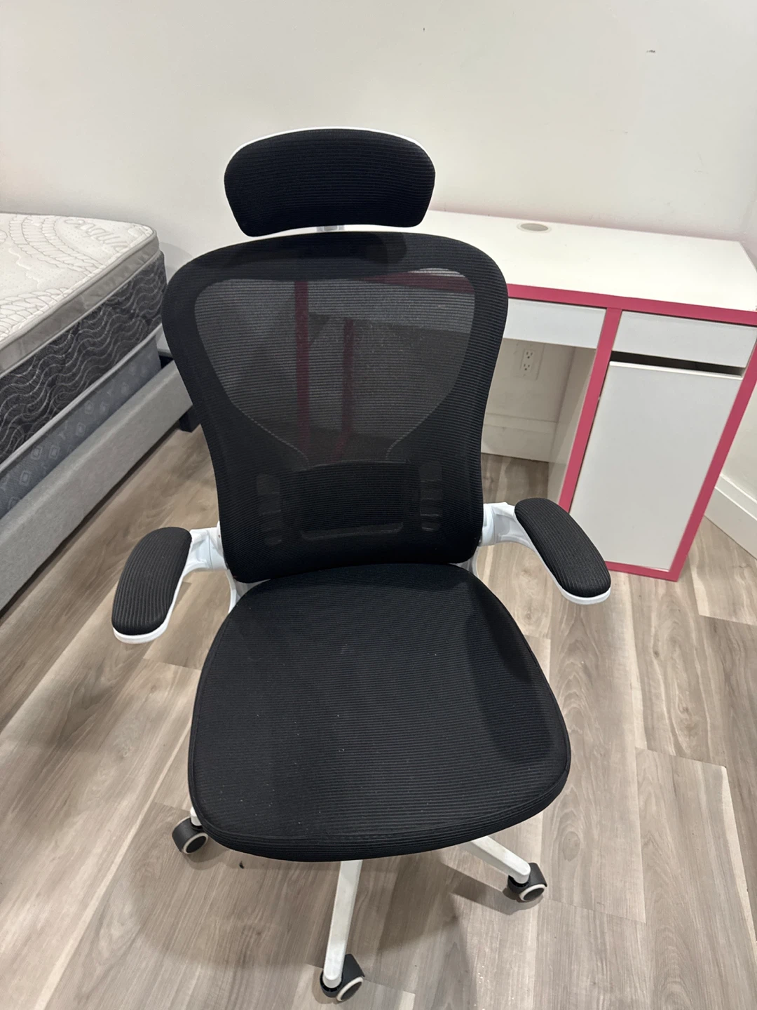 Black Mesh Office Chair
