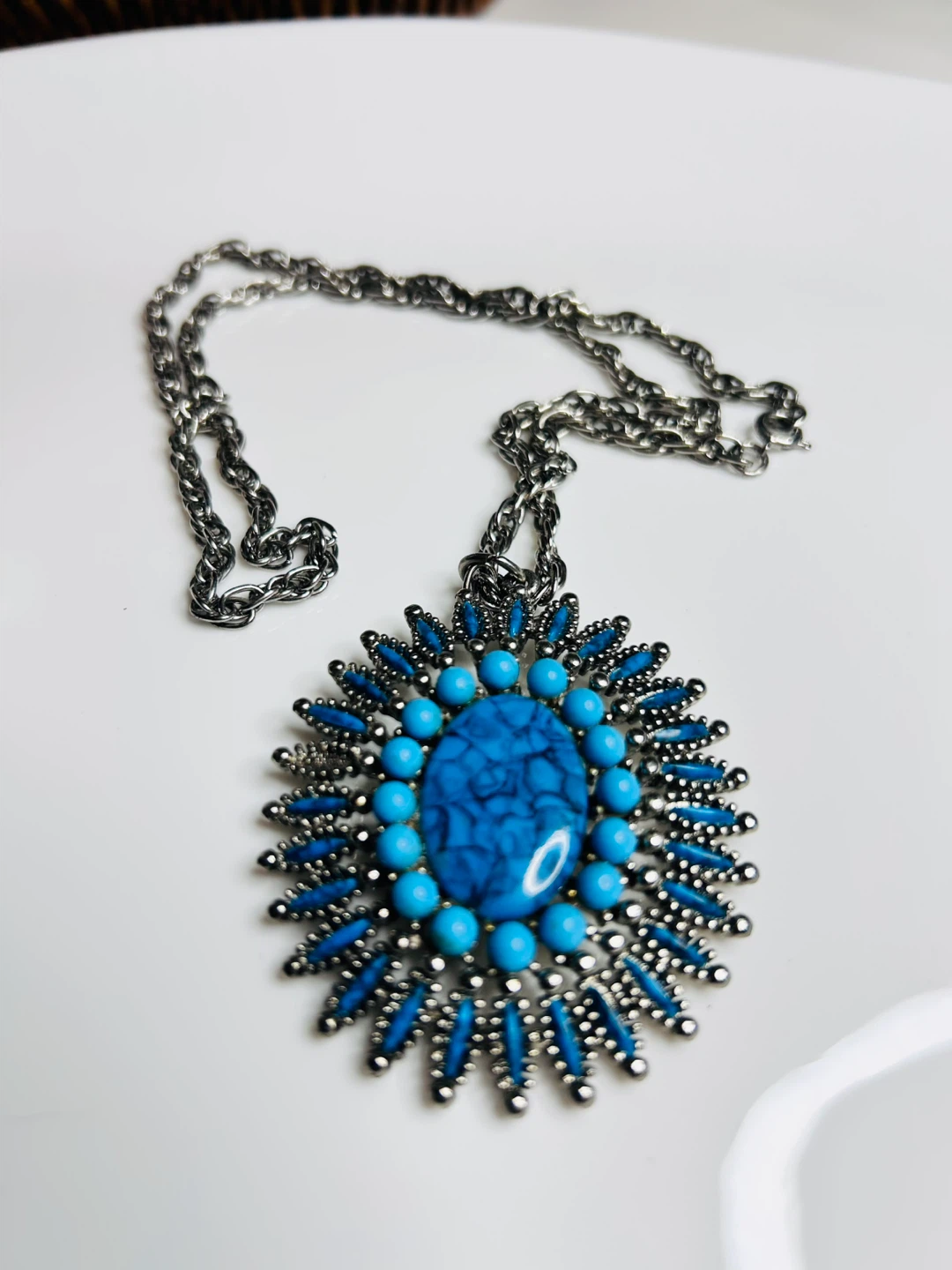Turquoise & Silver Tone Necklace - photo 2