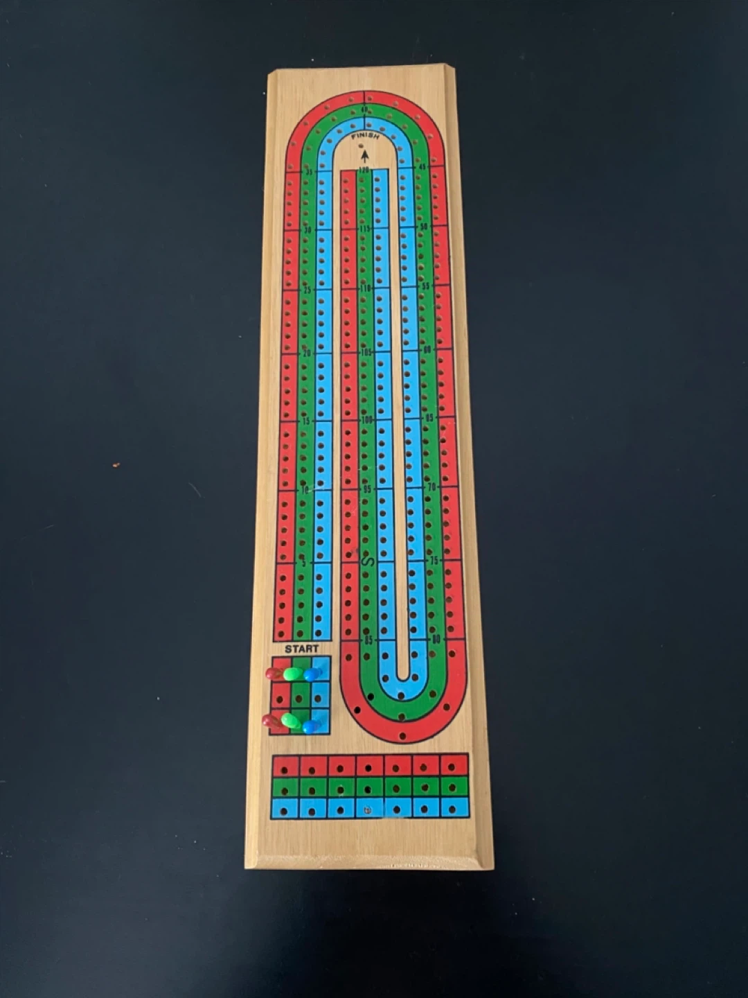 Wood 3 Lane Cribbage Board with a set of NEW Playing Cards