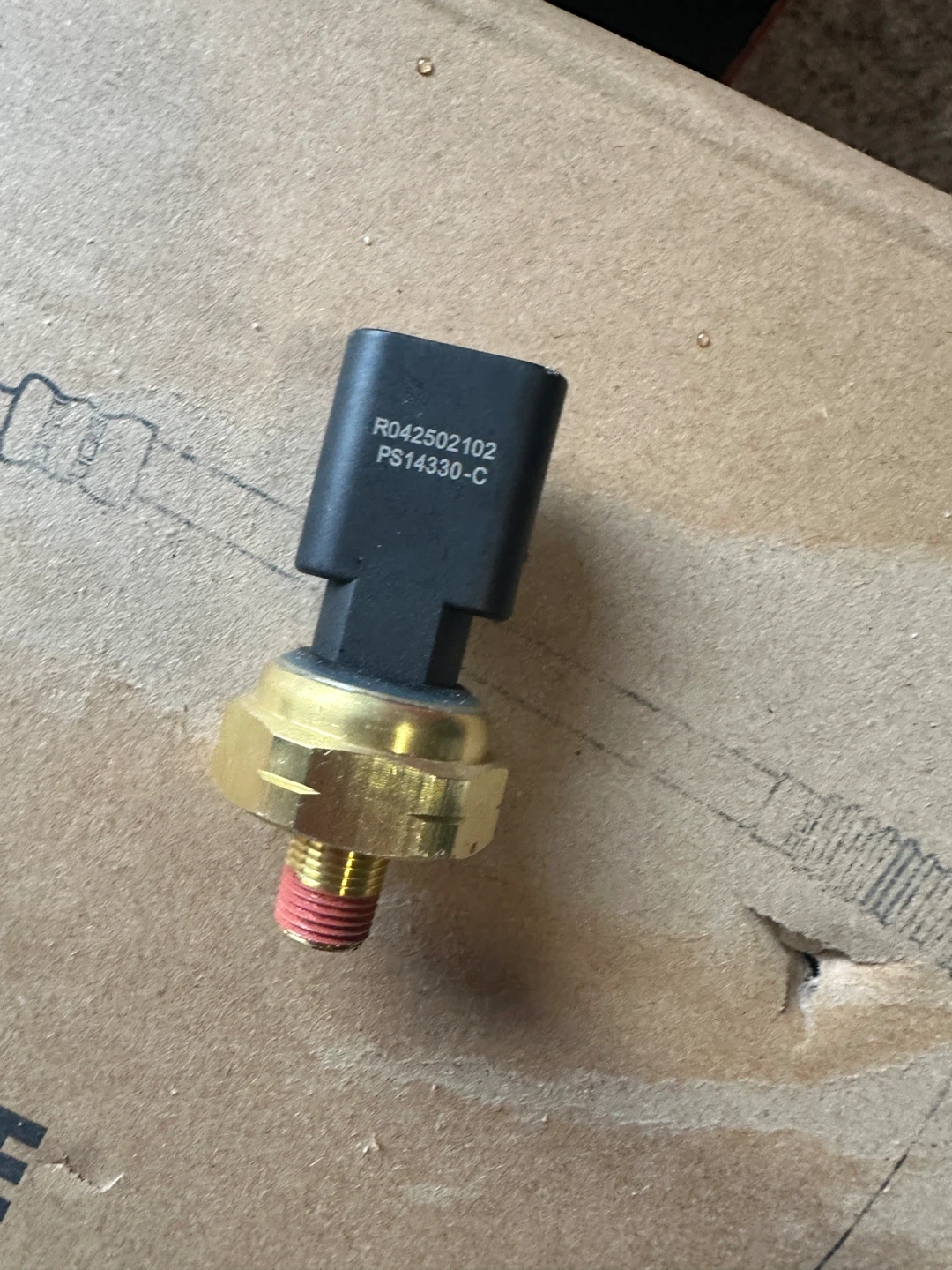 Engine Oil Pressure Sensor PS14330-C
