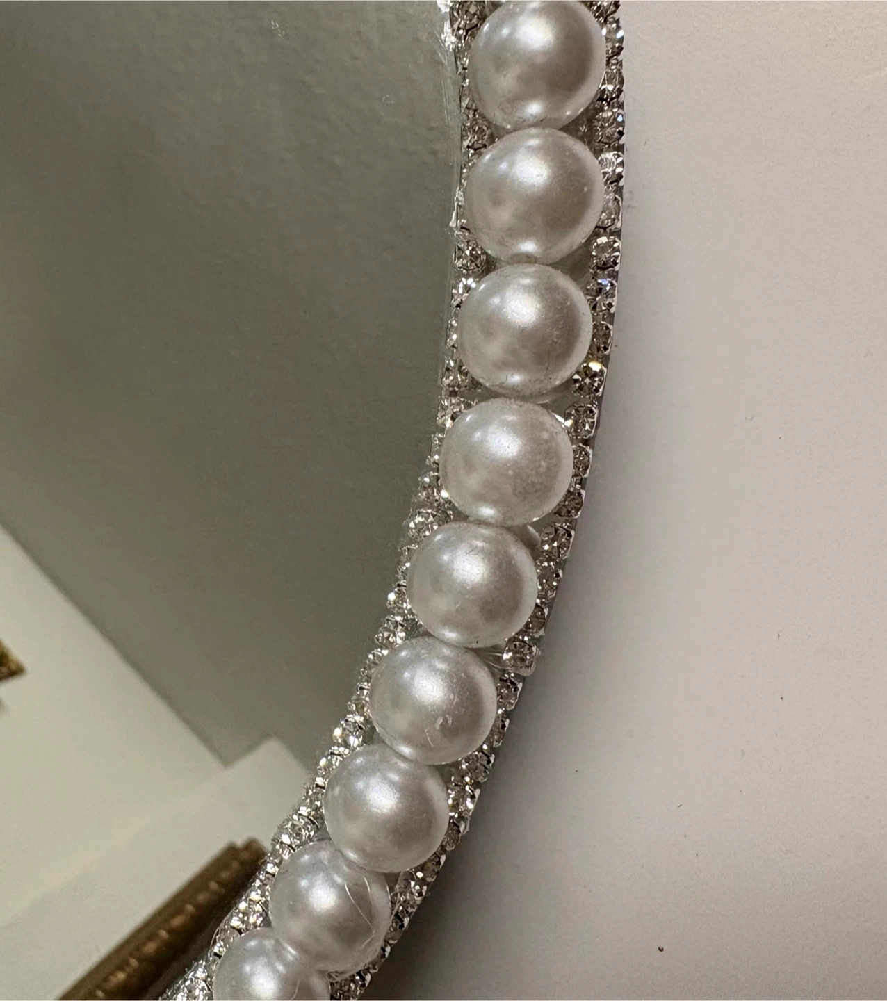 Round Mirror Tray with Faux Pearls & silver rhinestone Border - photo 4