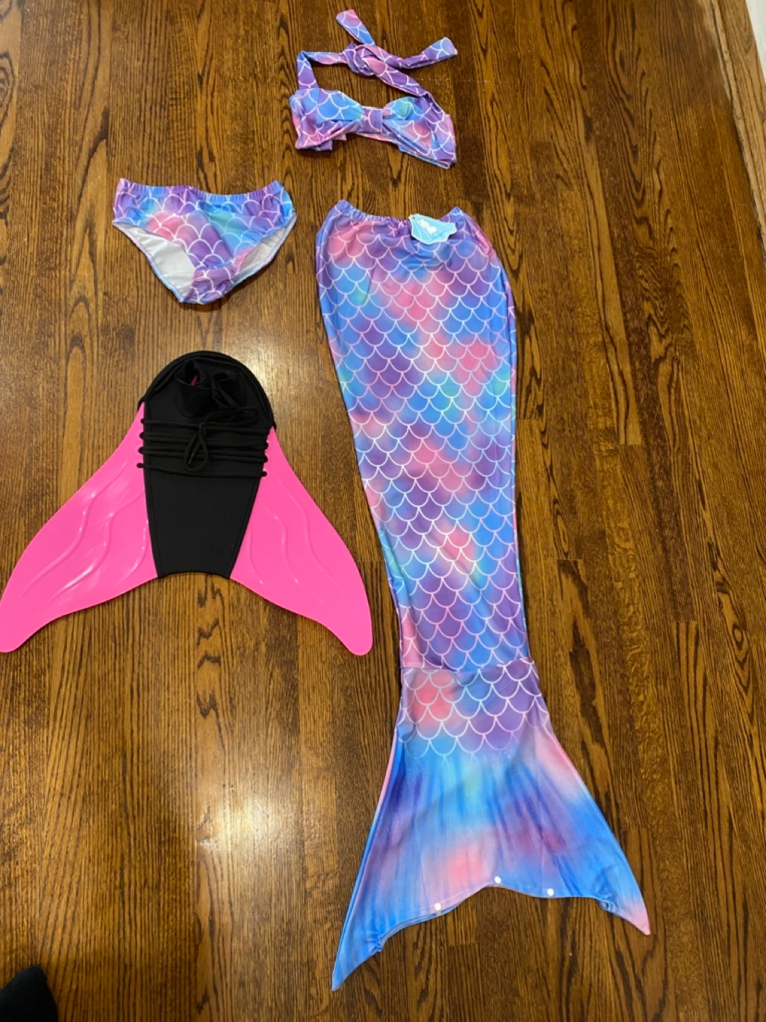 Mermaid Tail Swimsuit Set with monofin