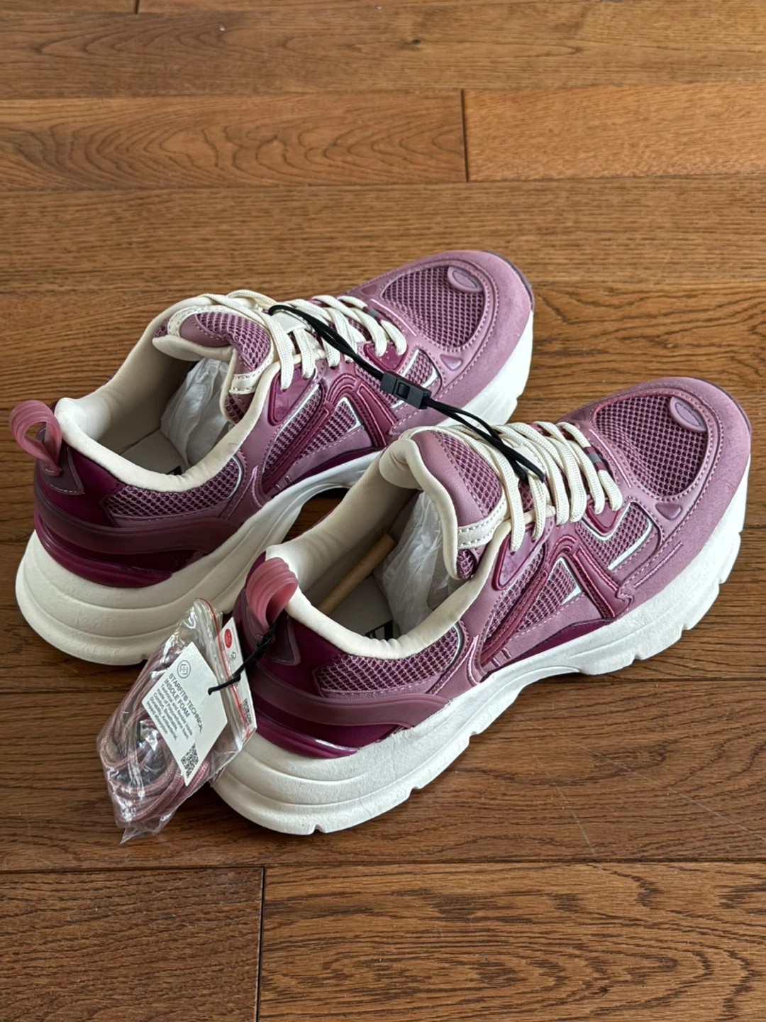 Zara Women Sneakers brand new size 8 (39)