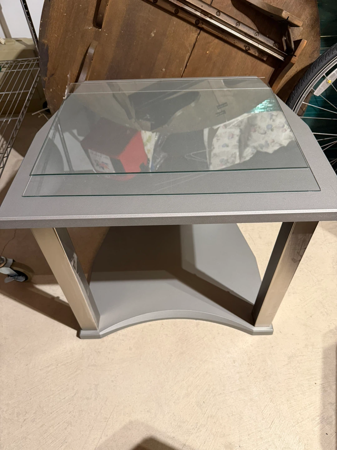 Tv stand with 2 glass shelves - photo 2