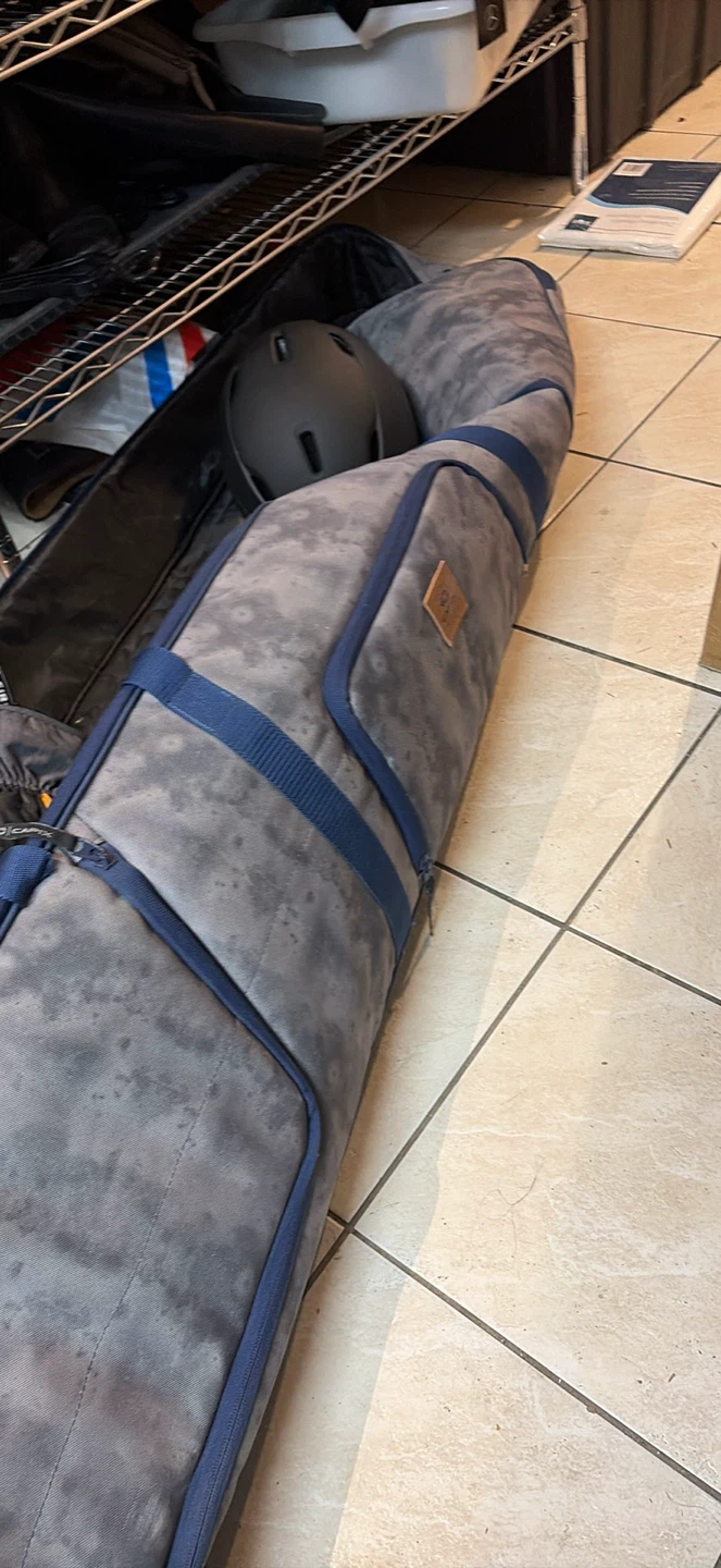 Selling Snowboard Package - photo 2