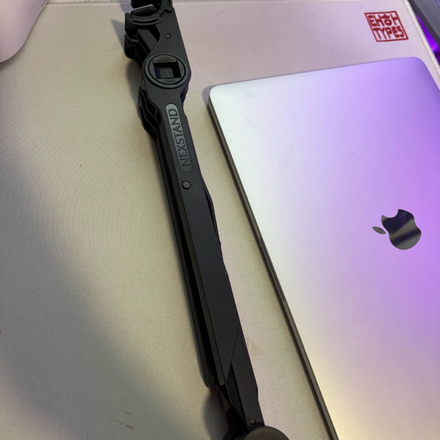 Nexstand Ergonomic Laptop Stand - photo 2