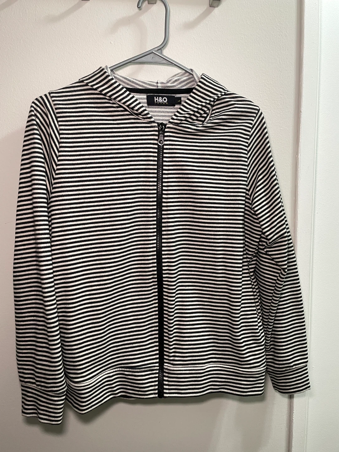 Black & White Striped Hoodie - Size Medium