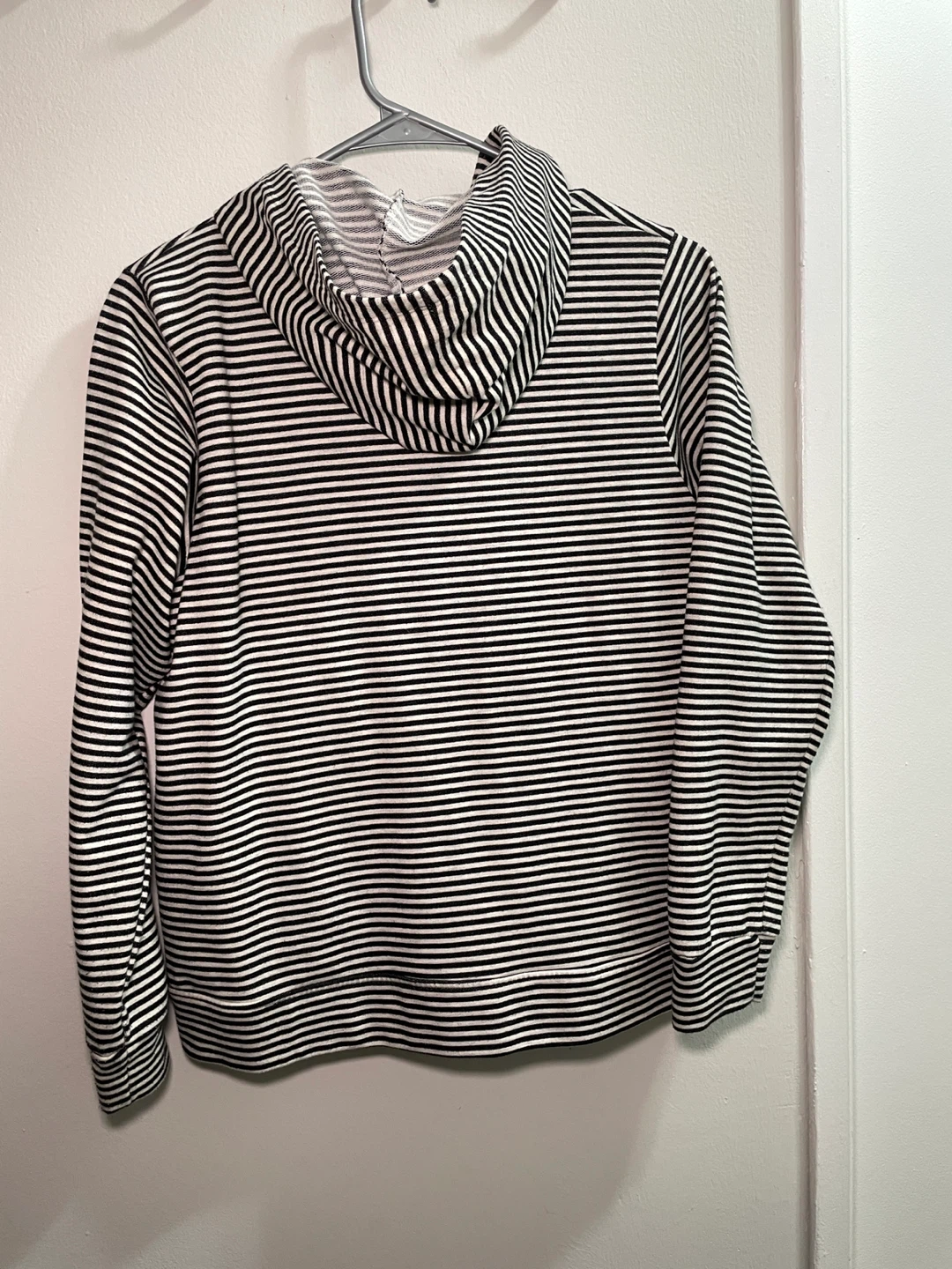 Black & White Striped Hoodie - Size Medium - photo 2
