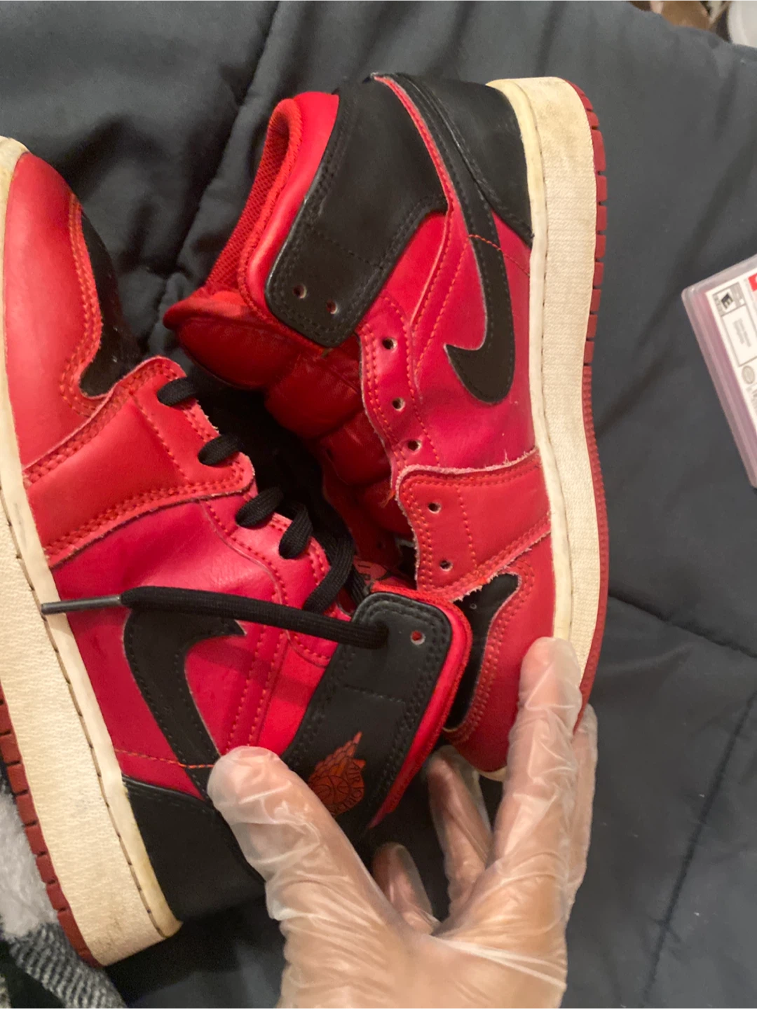 Air Jordan 1 Mid Red/Black - Size 4.5Y - photo 3