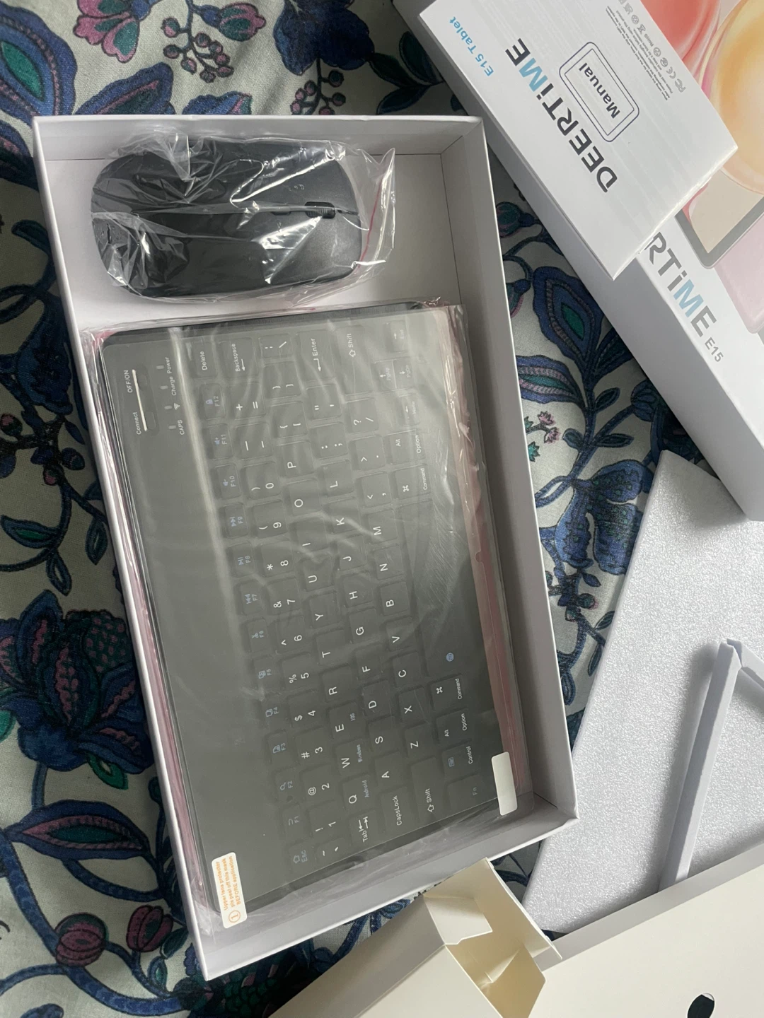 New Deertime E15 Tablet with Keyboard & Mouse - photo 4