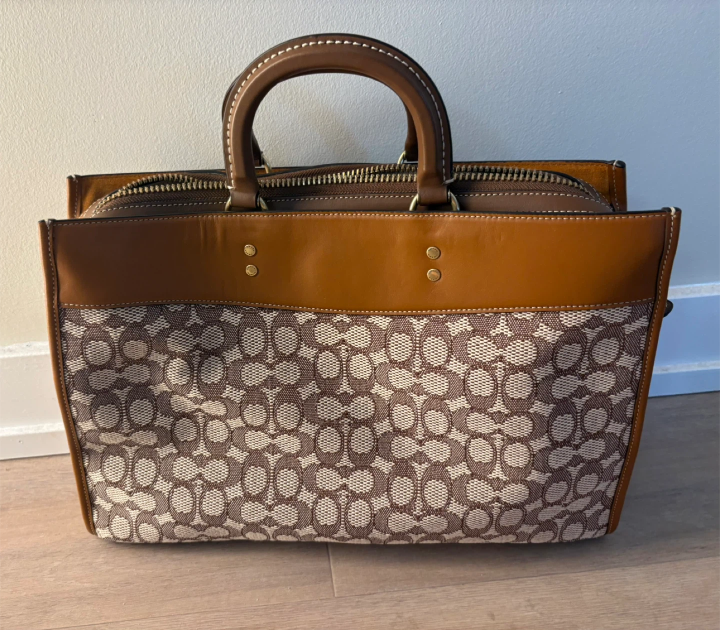 Coach Handbag ( new with tags)