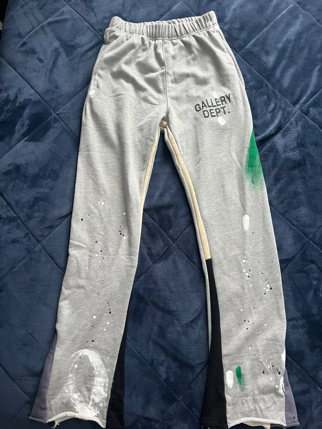 Gallery Dept flared pants size m