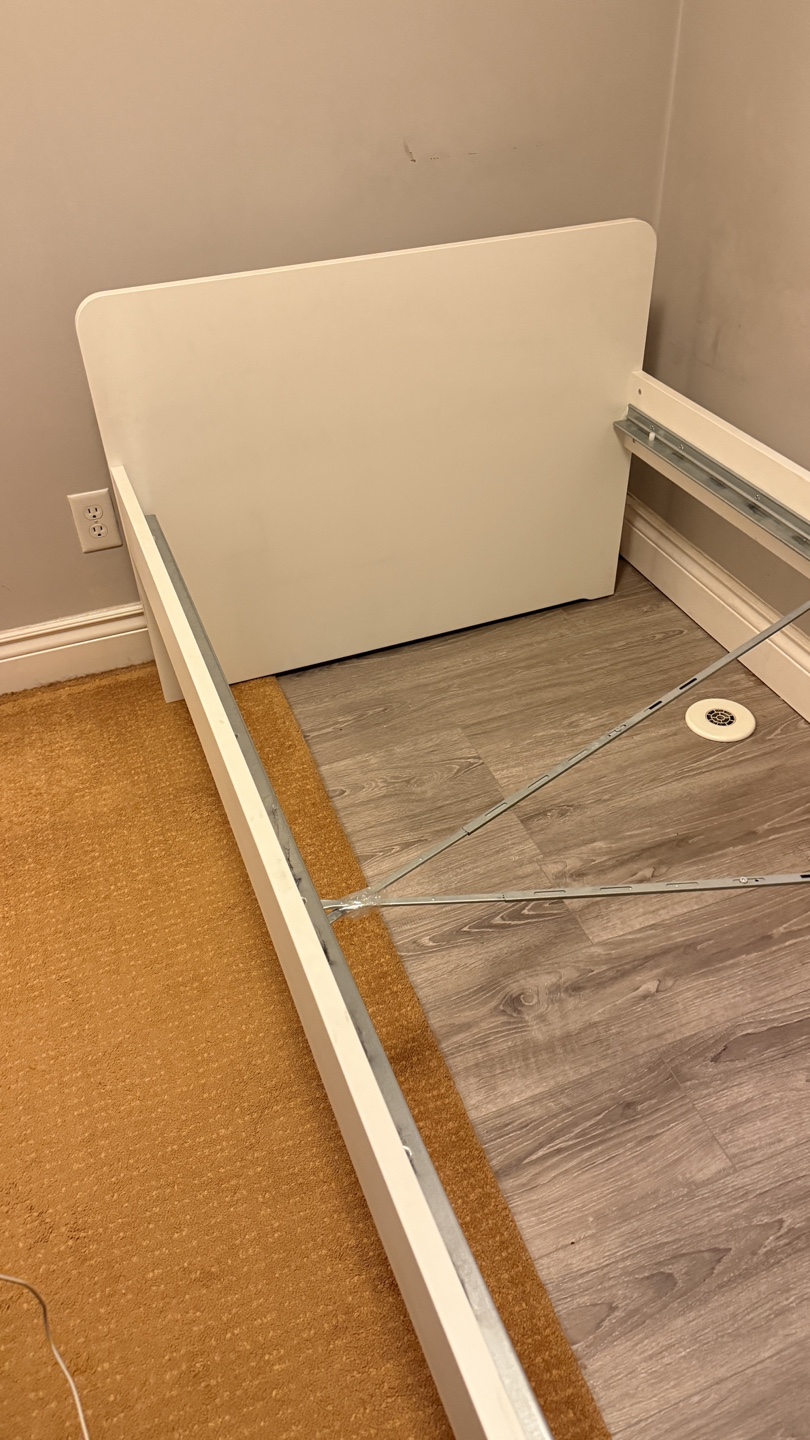 (FREE) IKEA MALM Bed Frame, Slatted Base, Excellent Condition - photo 4