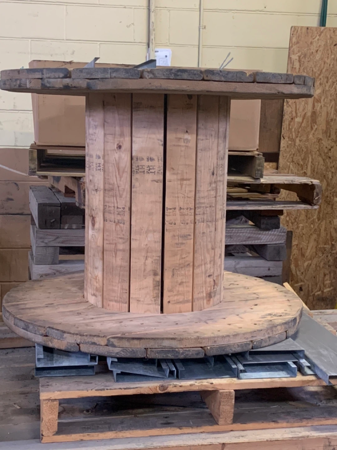 Wooden Cable Reel Table - photo 4